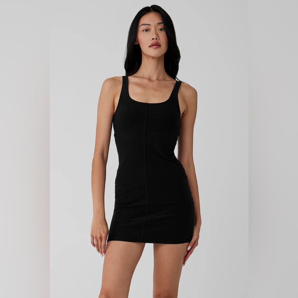 NWT ALO Yoga Alosoft Head Start Dress BLACK - Picture 2 of 2